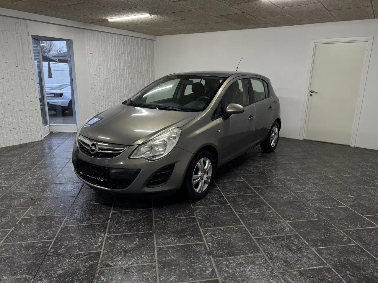 Billede 3 - Nysynet Opel Corsa