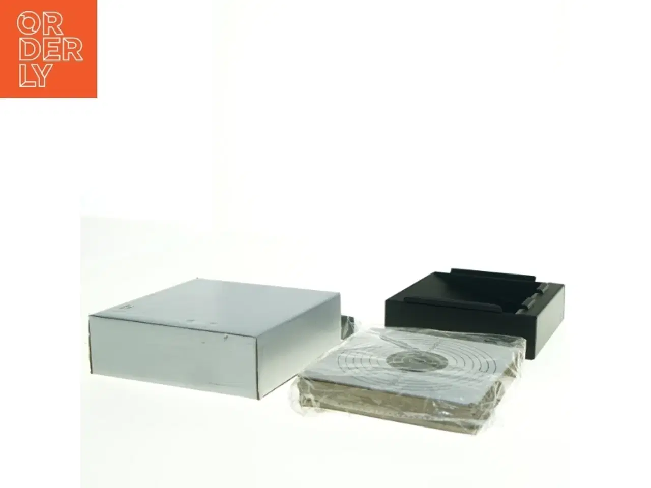 Billede 3 - Skydekasse med skiver (str. 15 x, 14 cm)