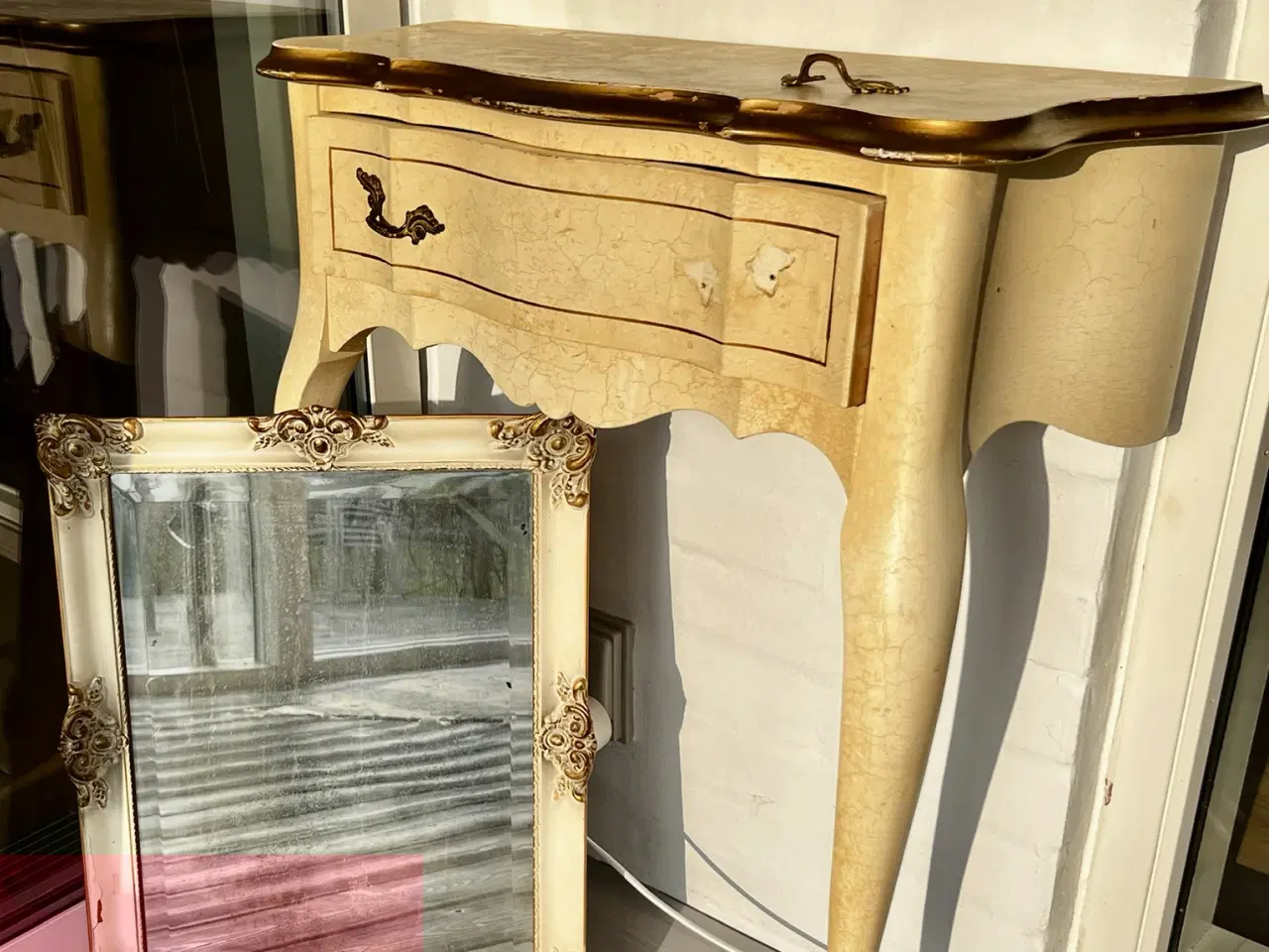 Billede 3 - Konsolbotd med spe