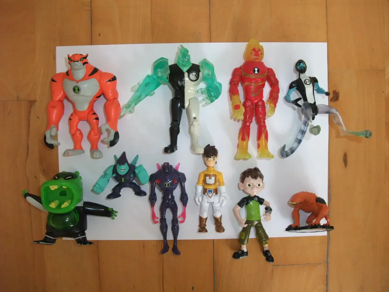 Billede 2 - Ben 10 Figurer