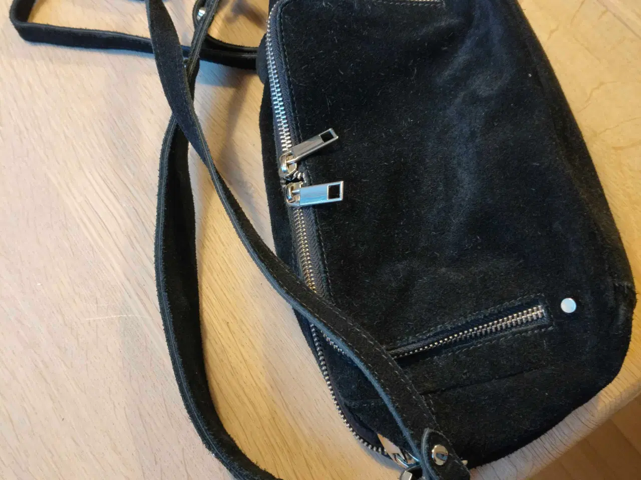 Billede 2 - Adax Victoria Rubicona Ruskind skuldertaske