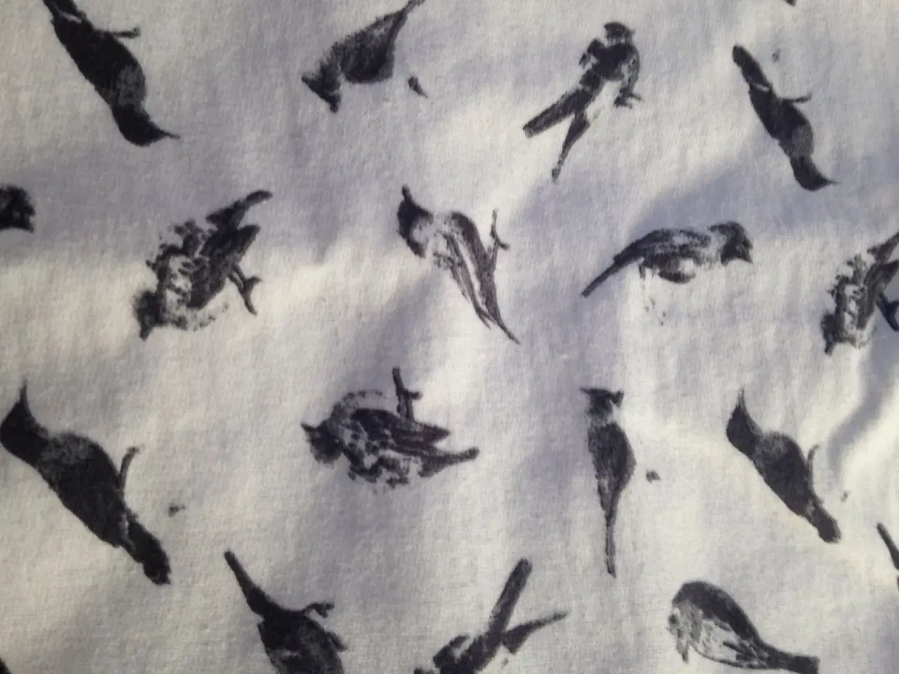 Billede 2 - Sød bluse med fugle