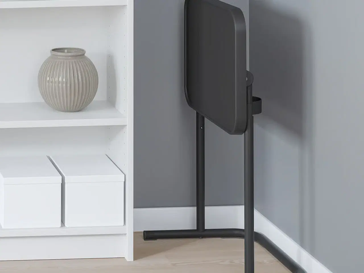 Billede 4 - Bord - Støtte til computer - IKEA BJÖRKÅSEN