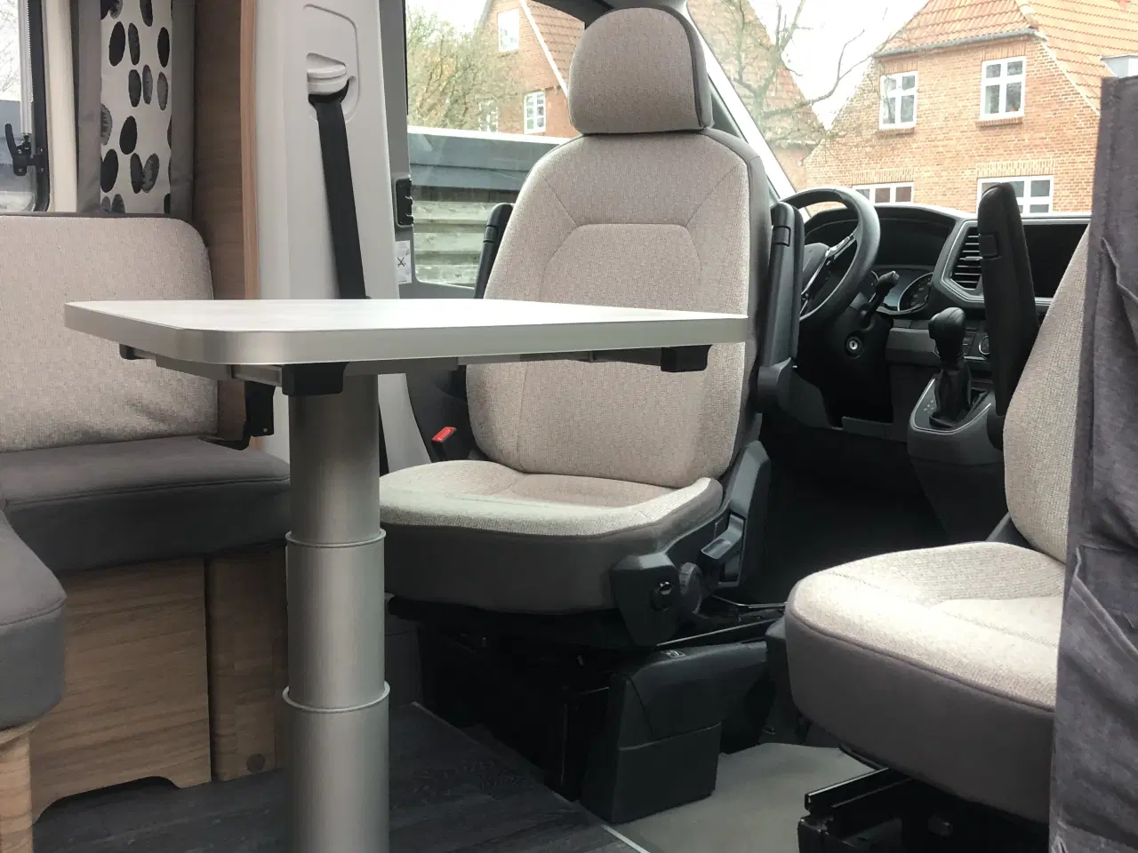 Billede 8 - KNAUS VANSATION TI 640 MEG 13000km