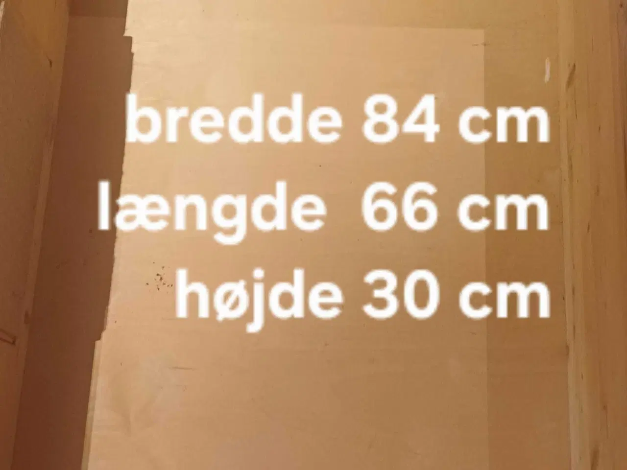 Billede 2 - Fødekasse