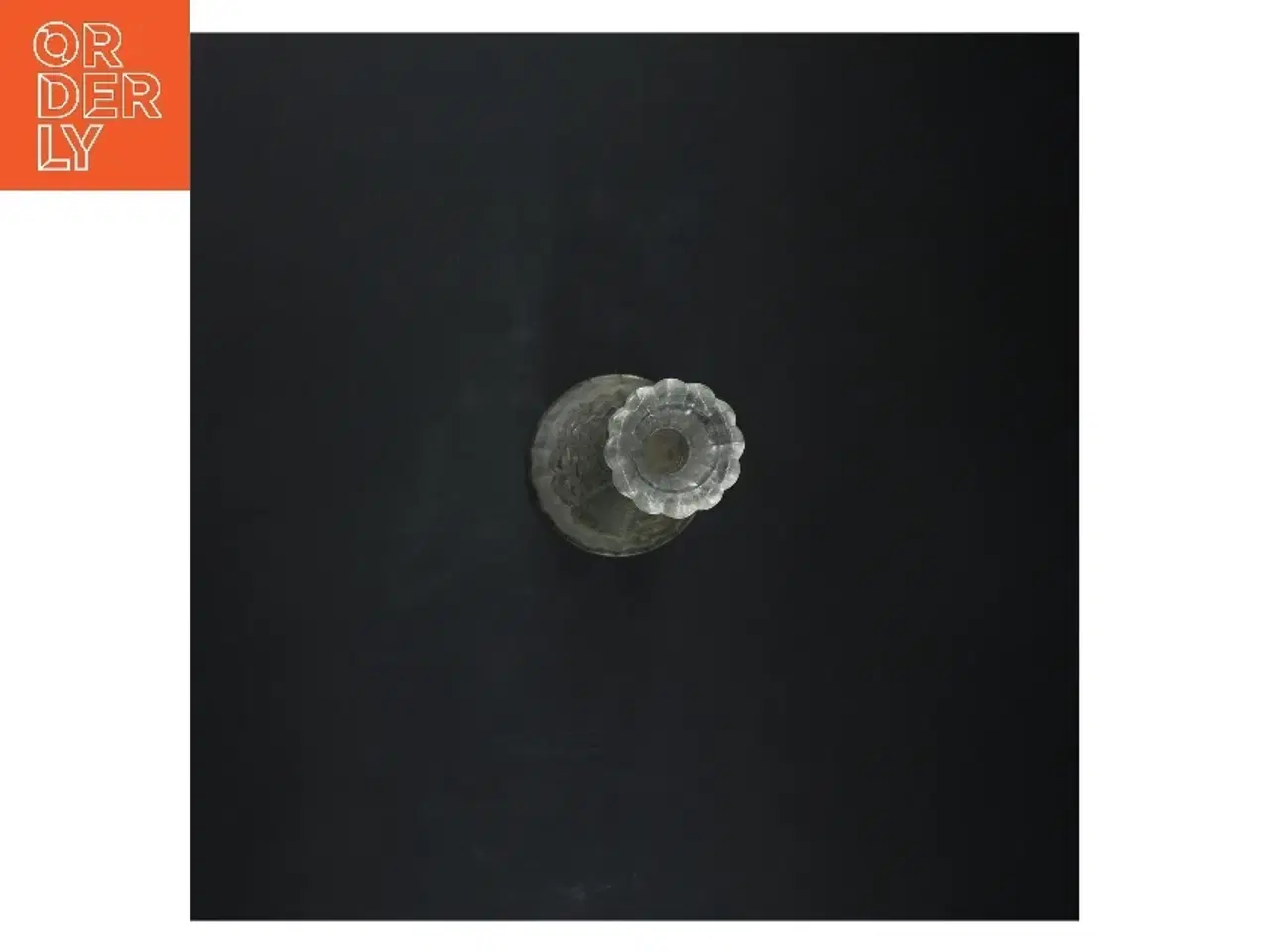 Billede 2 - Gammel glasvase med mønster (str. 23 cm)