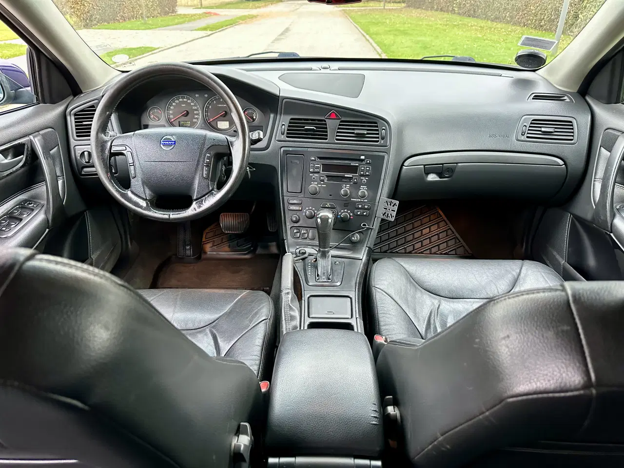 Billede 2 - Volvo V70, 2,4 5 cylindre nysynet, 7 personer