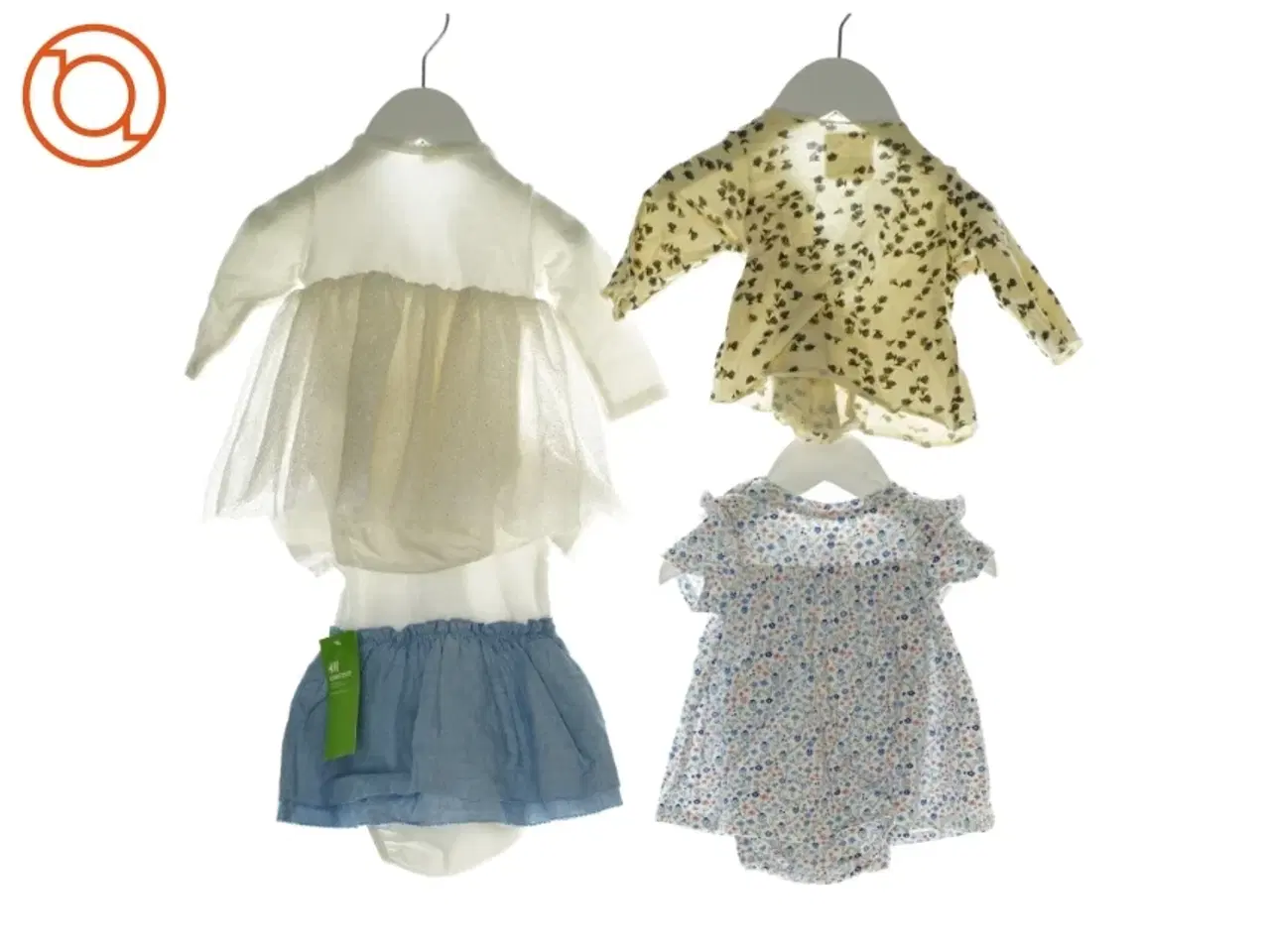 Billede 2 - Tre Kjoler og en binde bluse (Str. 56)