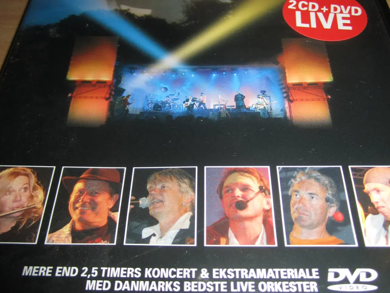 Billede 2 - LARS LILHOLT BAND. 2 x CD + DVD.