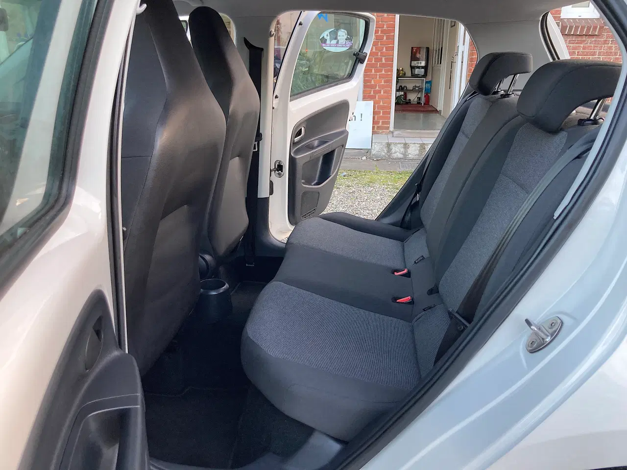 Billede 14 - VW Up 1.0 Nysyn meget pæn
