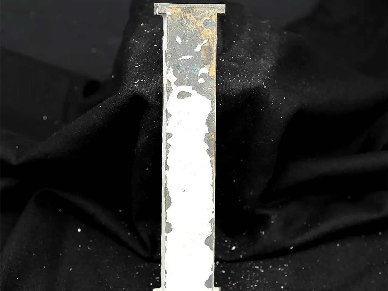 Billede 1 - Messing facadebogstav “I” – rå patina