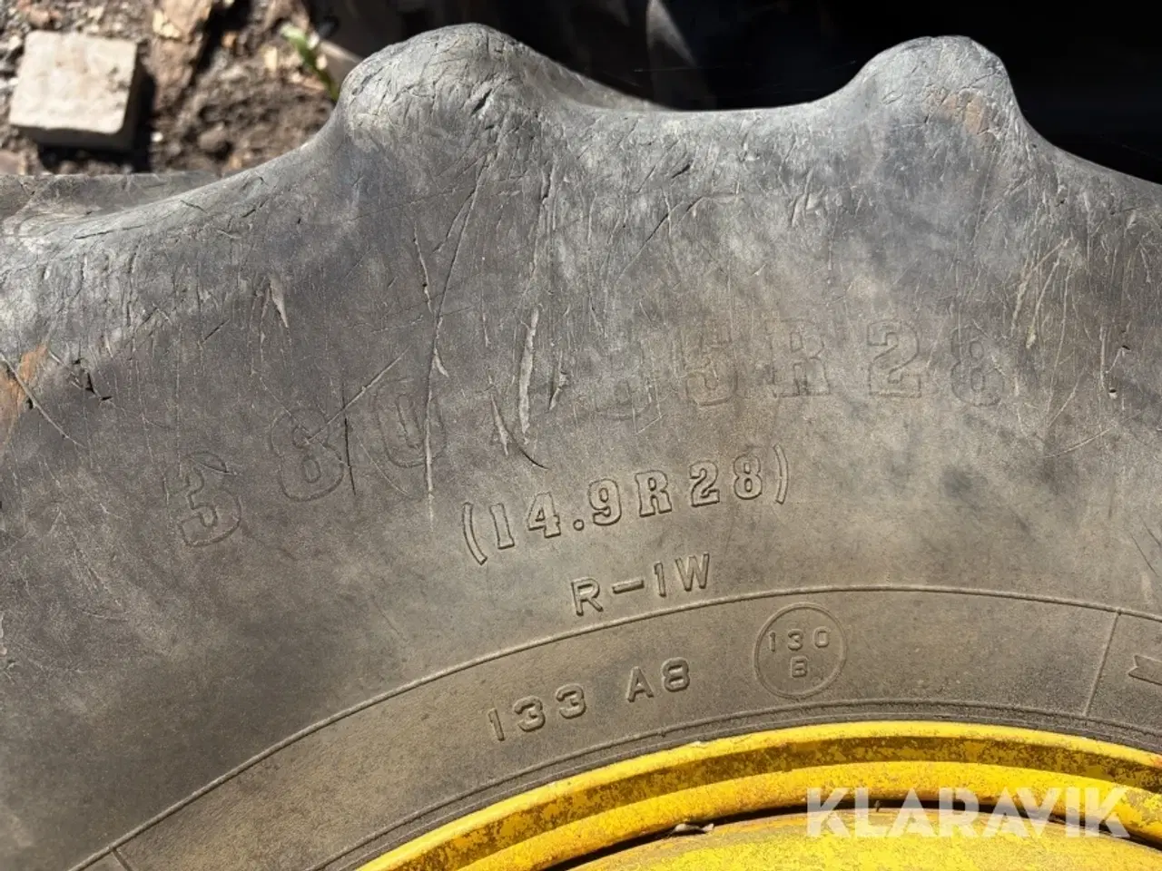 Billede 10 - Tvillingehjul Firestone 380/85R28 2 styk med spænder