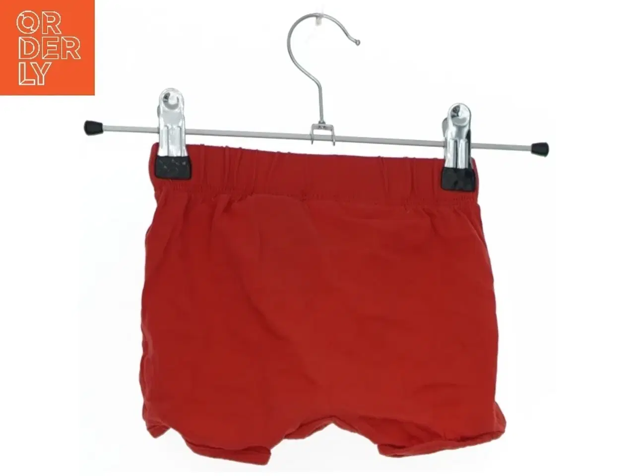 Billede 2 - Røde shorts til børn fra H&M (str. 62)