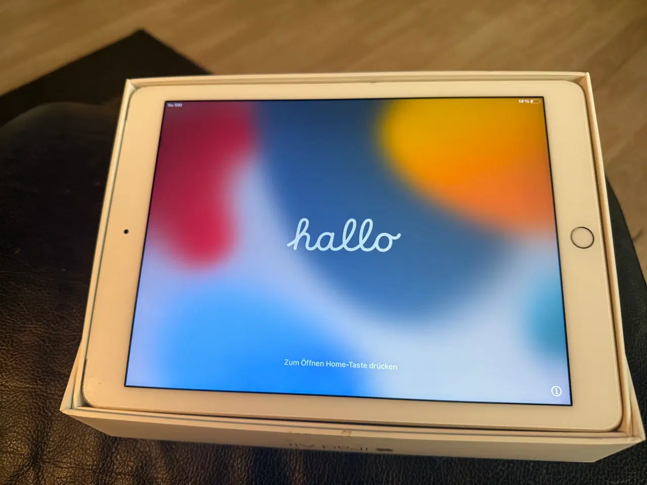 Billede 1 - iPad i god stand.+ Kindle Read