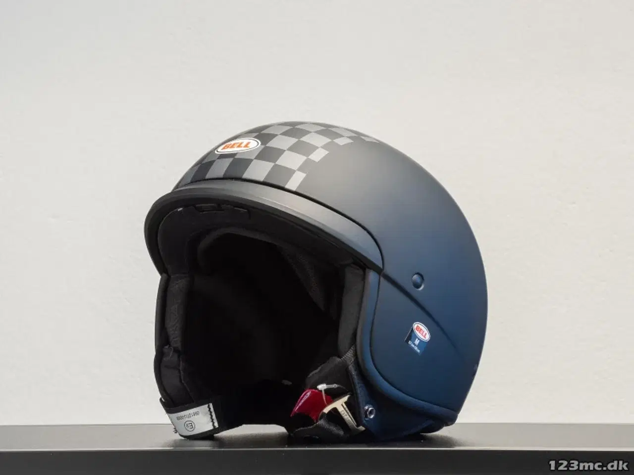 Billede 1 - Bell Scout Air Demo - Før kr. 1.599,-