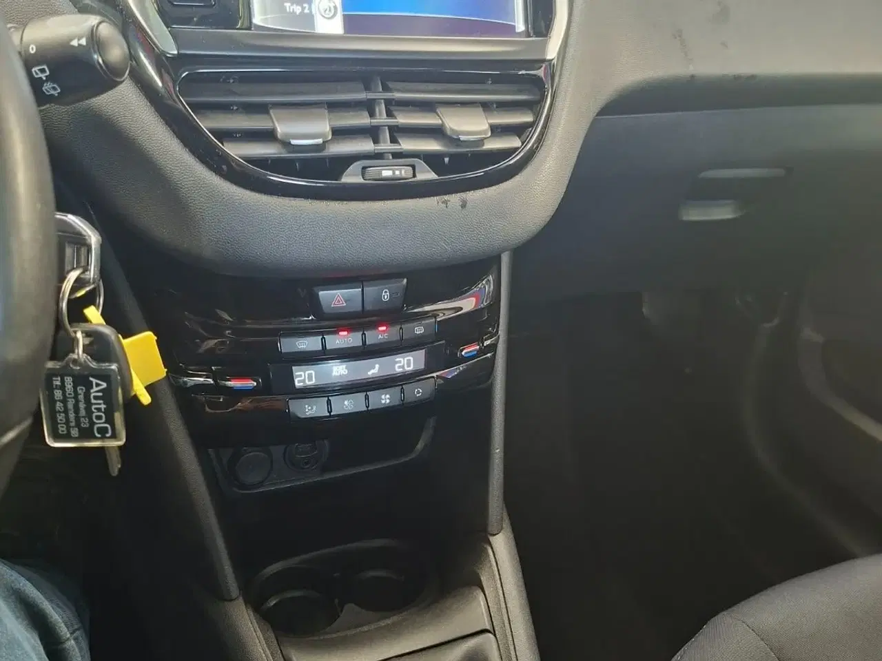 Billede 6 - Peugeot 208 1,2 VTi Allure Sky