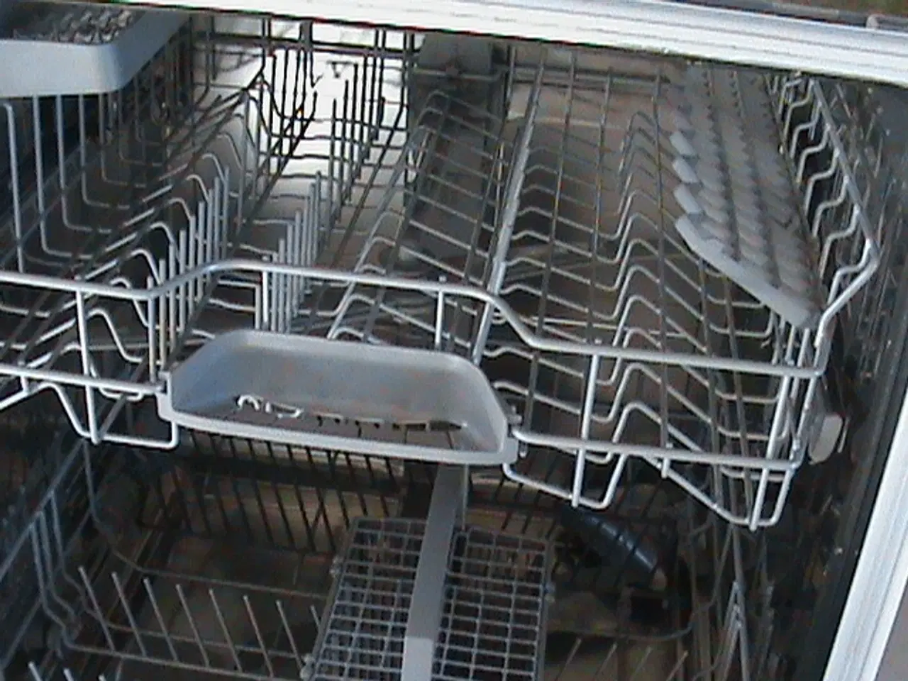 Billede 4 - Bosch opvaskemaskine Super Silence