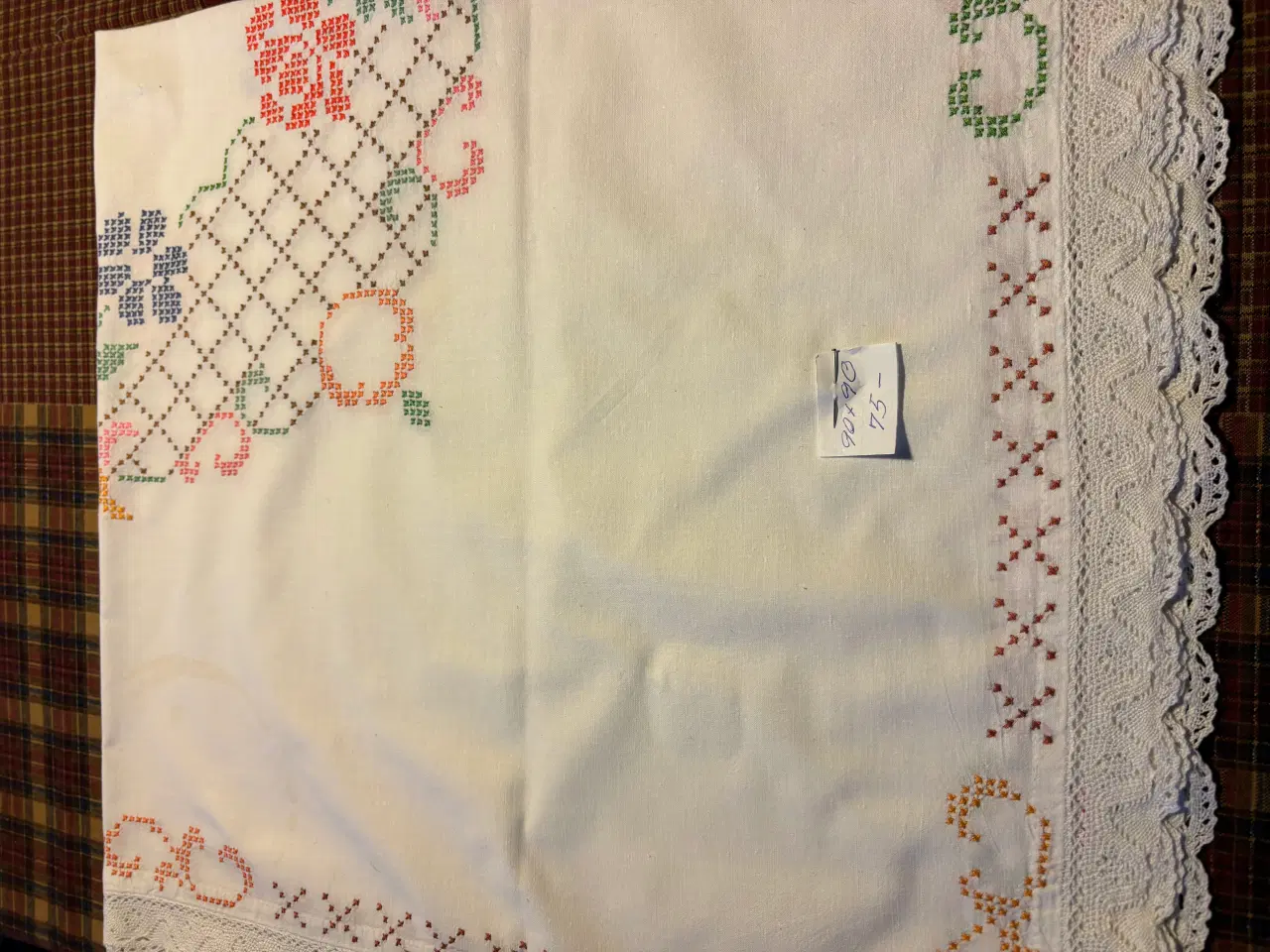 Billede 2 - Gl. broderede duge