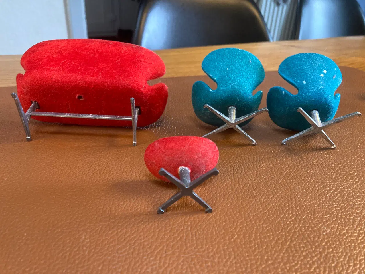 Billede 3 - Arne Jacobsen miniature møbler