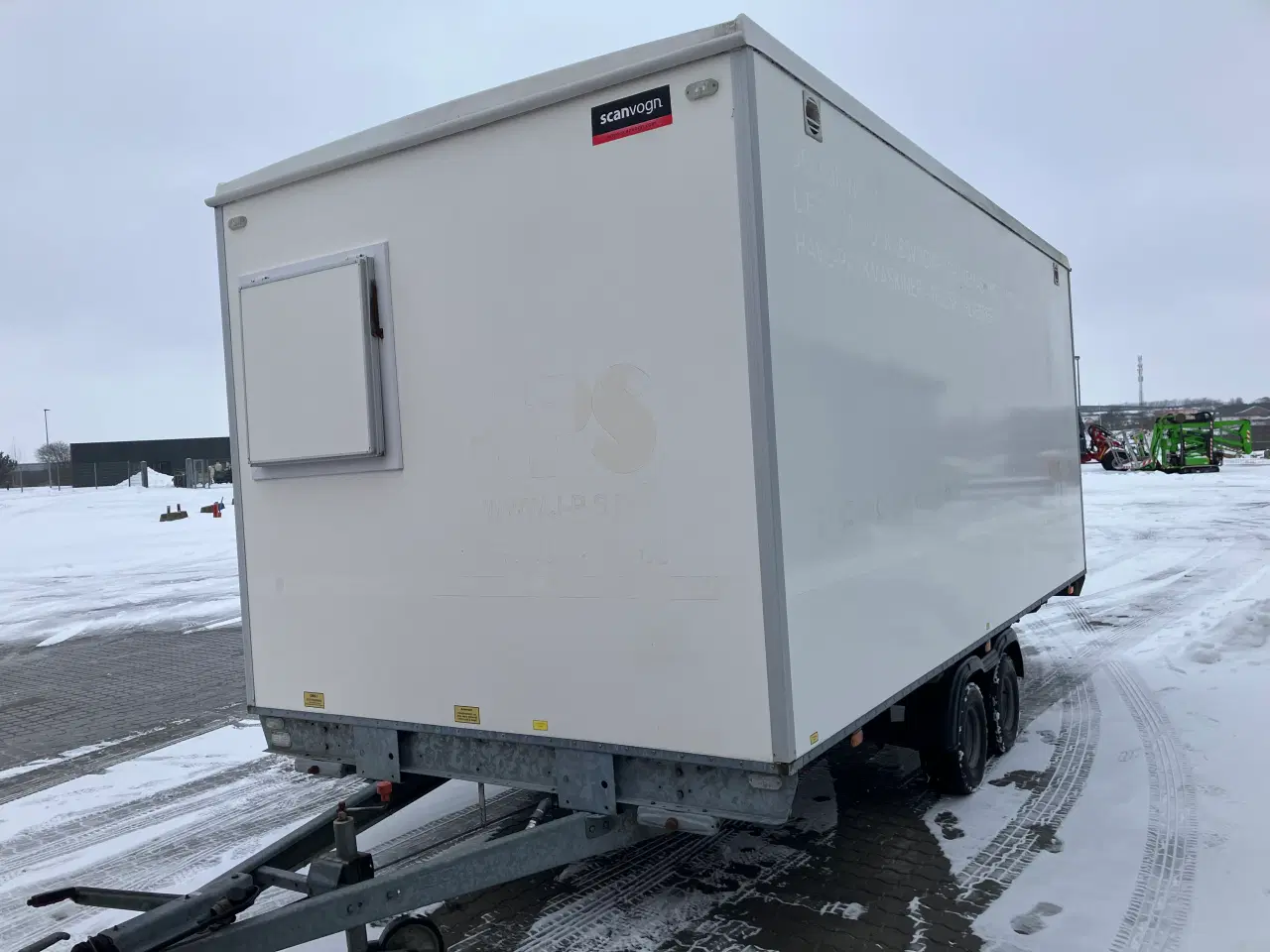 Billede 5 - Kontorvogn med toilet og lille tee køkken.