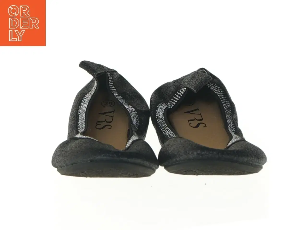 Billede 4 - Sort skinnende ballerina sko til børn fra VRS (str. 29 )