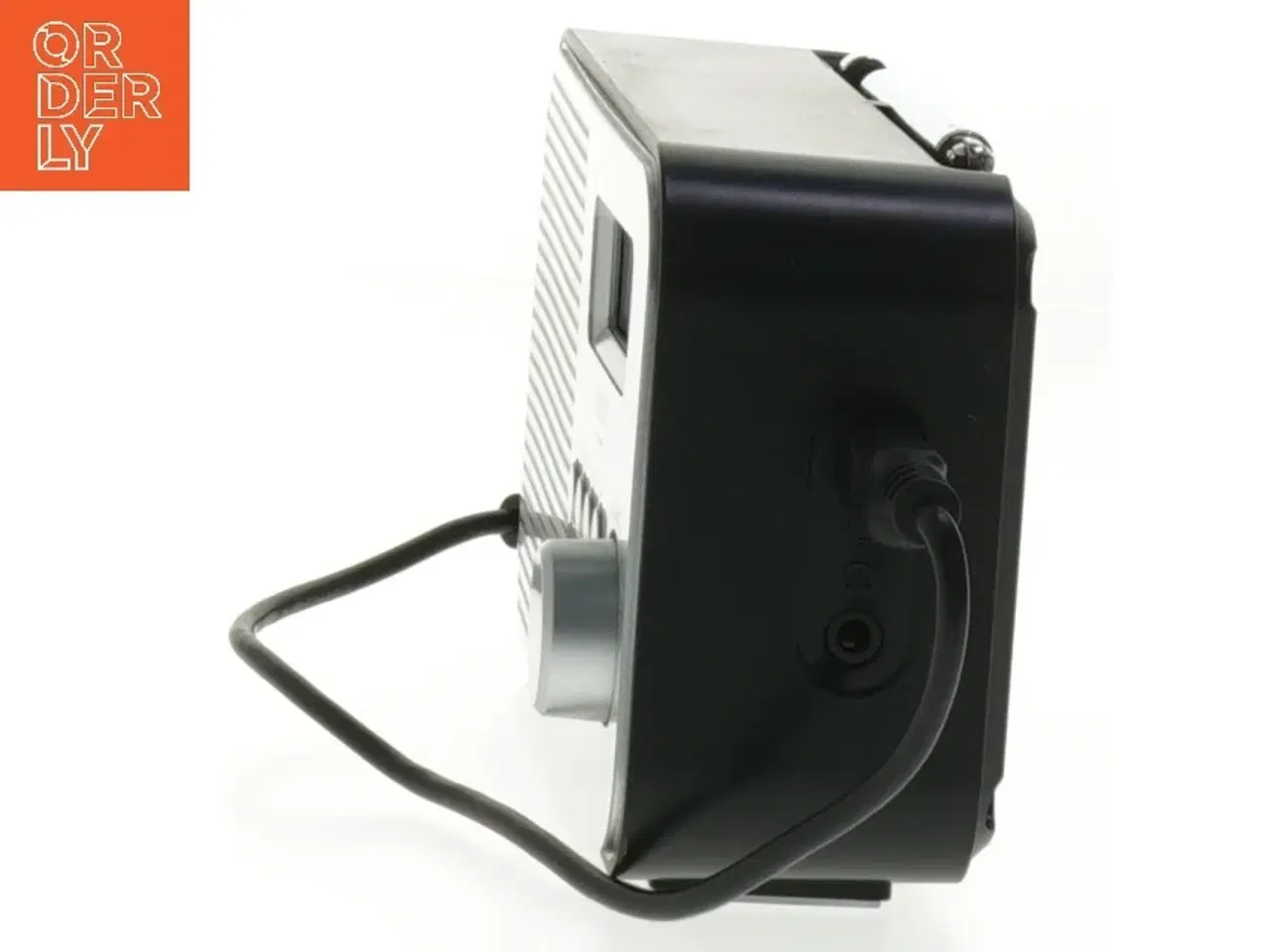 Billede 4 - Bærbar DAB+/FM Radio fra Camry (str. 15x8x4 cm)