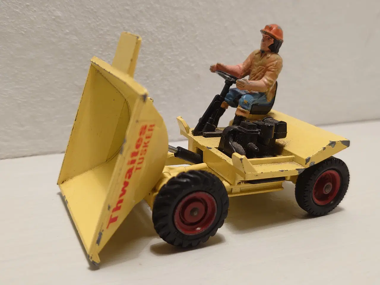 Billede 3 - Corgi Twaiter dumper. L 8,5cm.