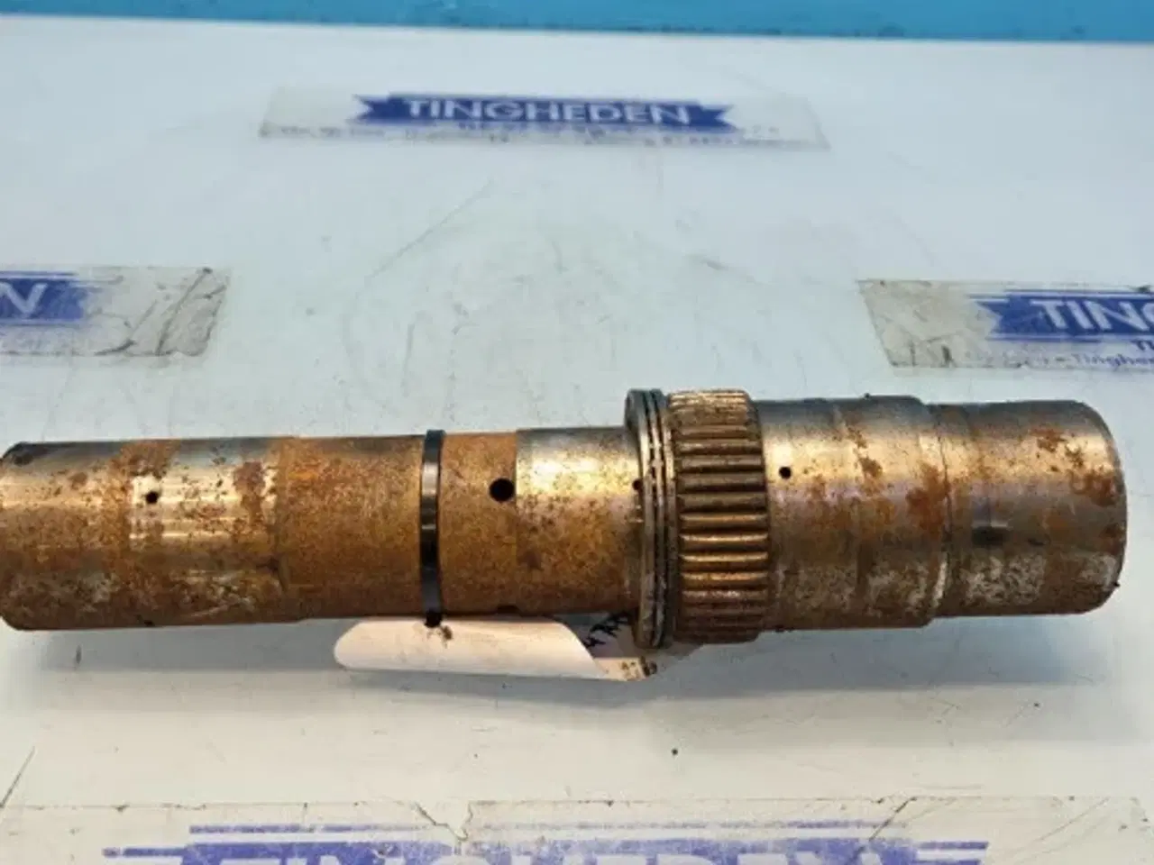 Billede 2 - Ford 8210 Aksel E0NN7C094AD