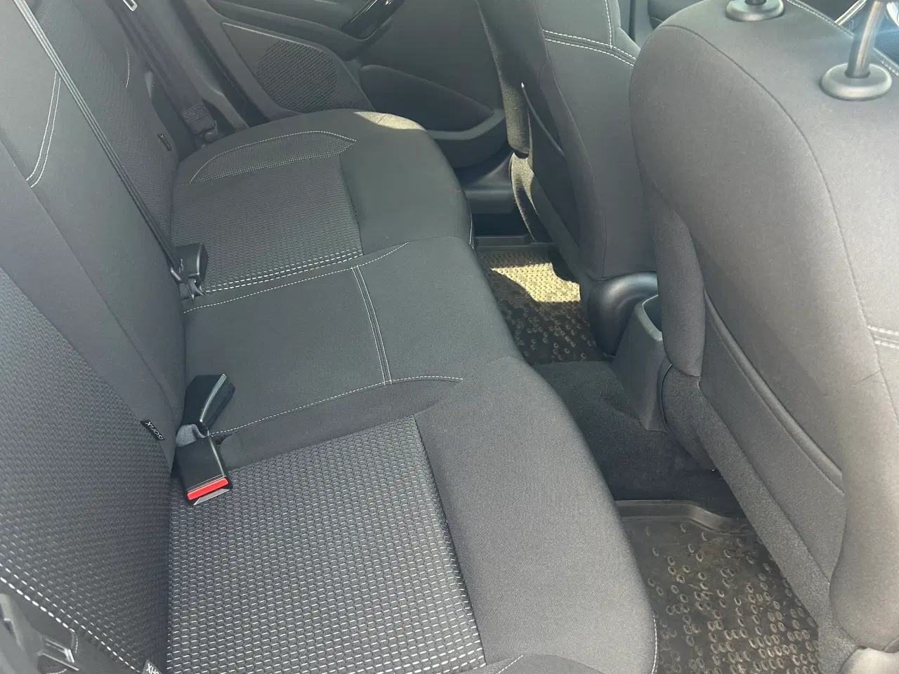 Billede 10 - PEUGEOT 208 1,6 BlueHDI Selektion Sky.