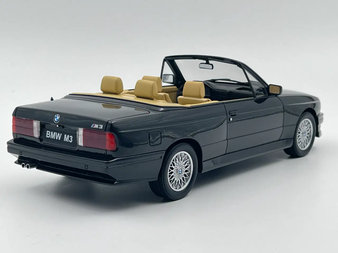 Billede 4 - 1989 BMW M3 Cabriolet 1:18  Type: E30  