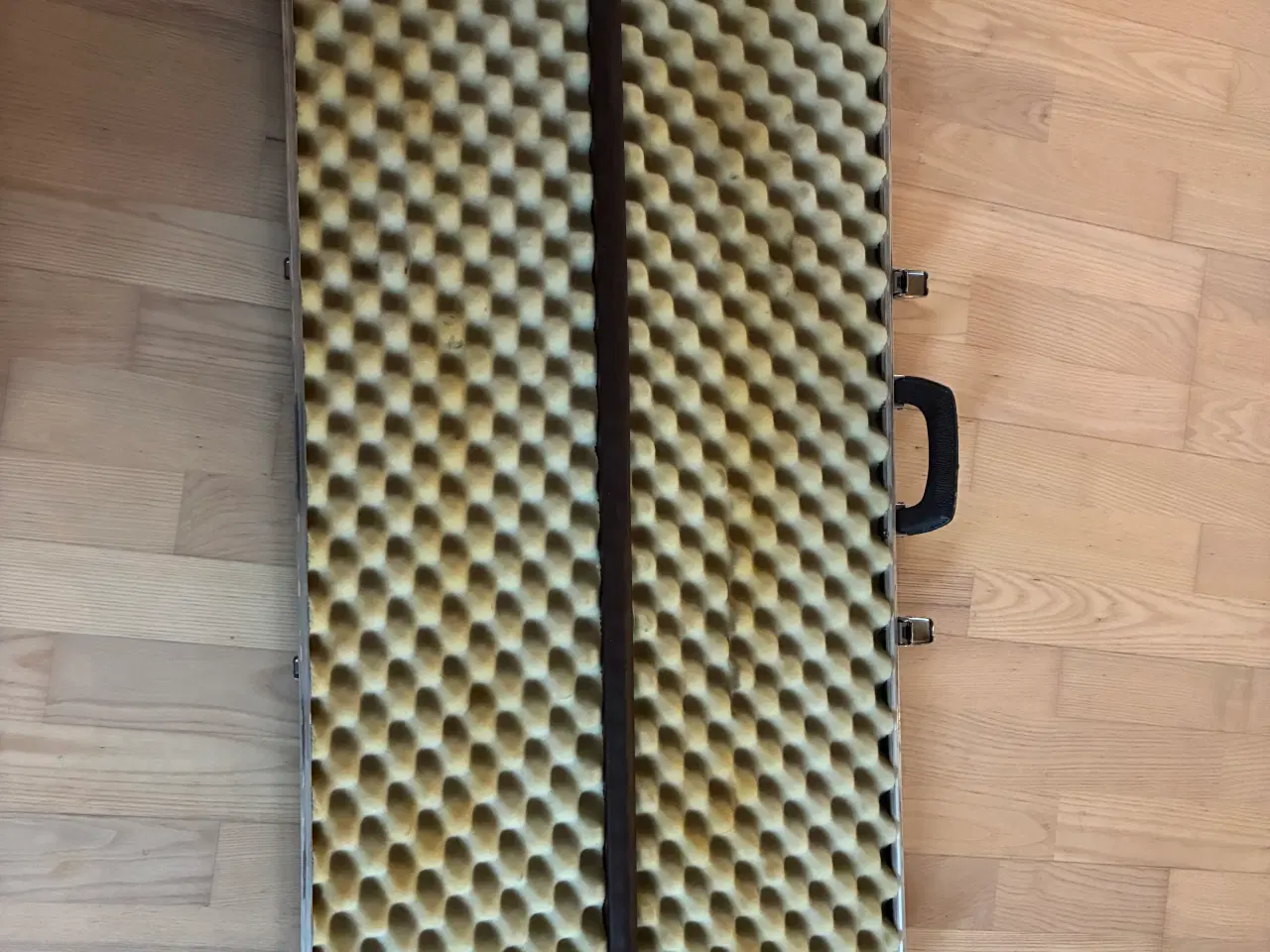 Billede 2 - Riffelkuffert uden lås