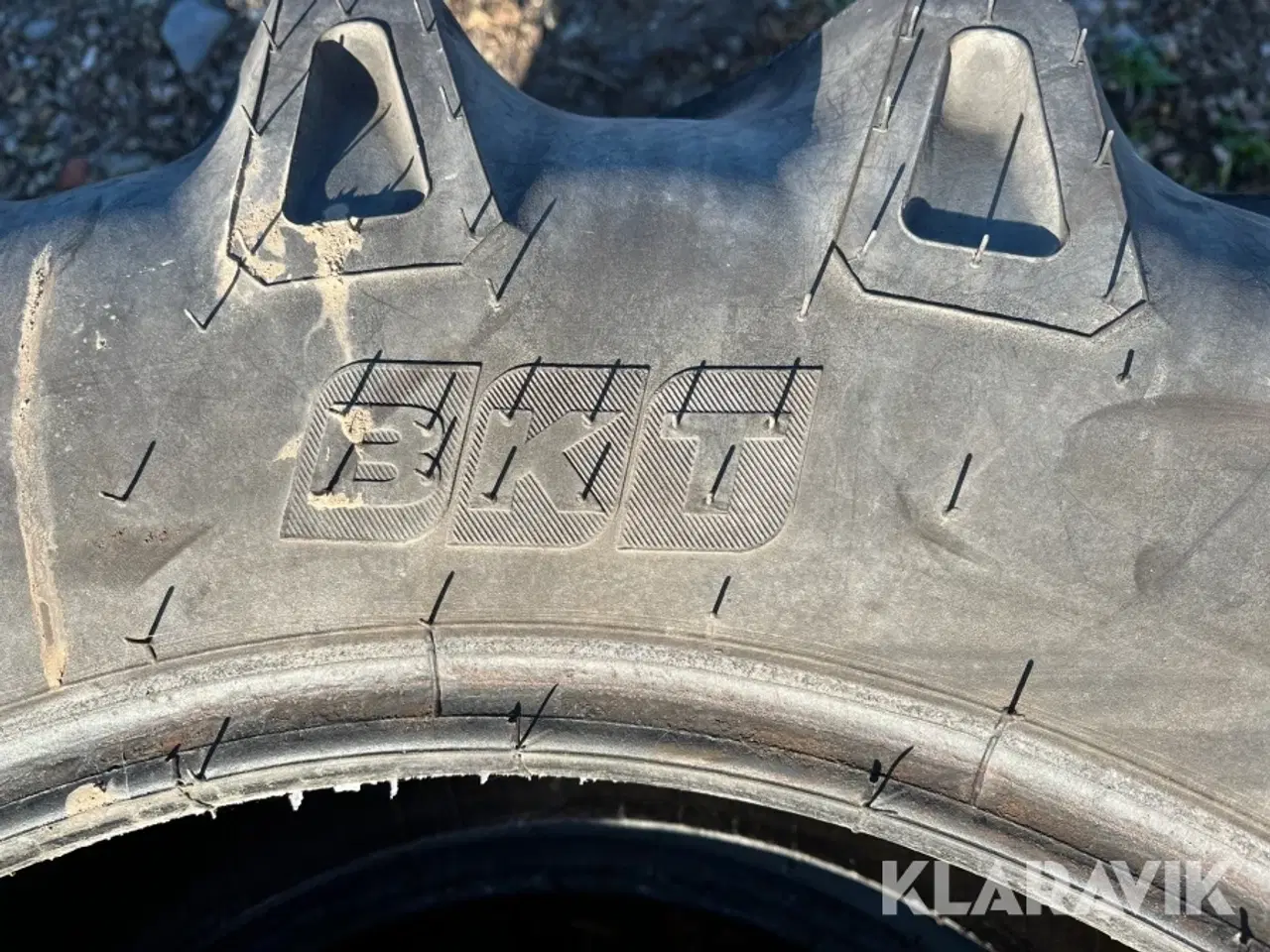 Billede 4 - Dæk BKT TR-135 2 styk