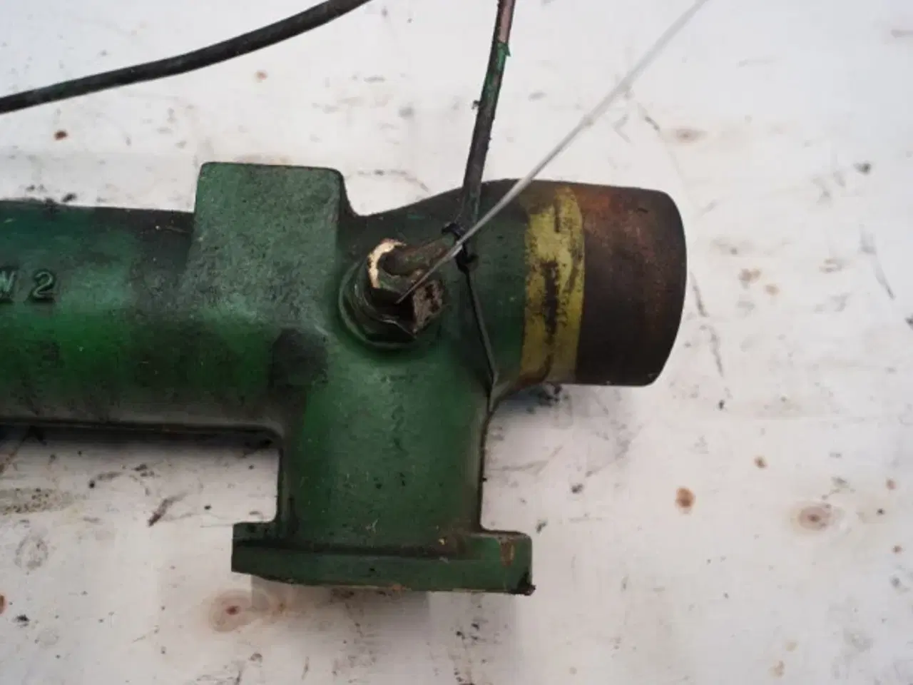 Billede 9 - John Deere 3140 Indsugningsmanifold R65851