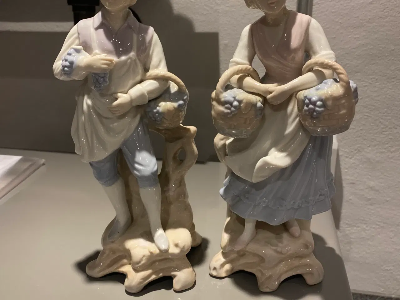Billede 6 - 2 fine porcelænsfigurer