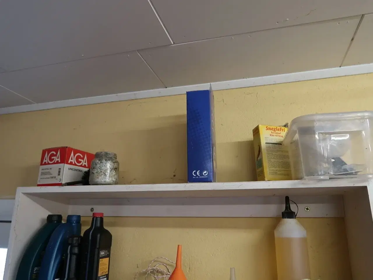 Billede 2 - Div. Ladere, batterier, søm, skruer m.m.