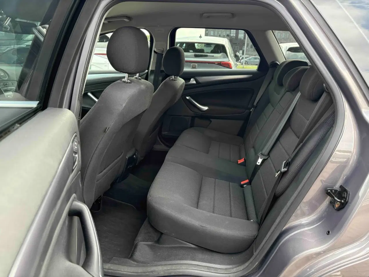 Billede 10 - Ford Mondeo 2,0i St.Car Aut. benzin