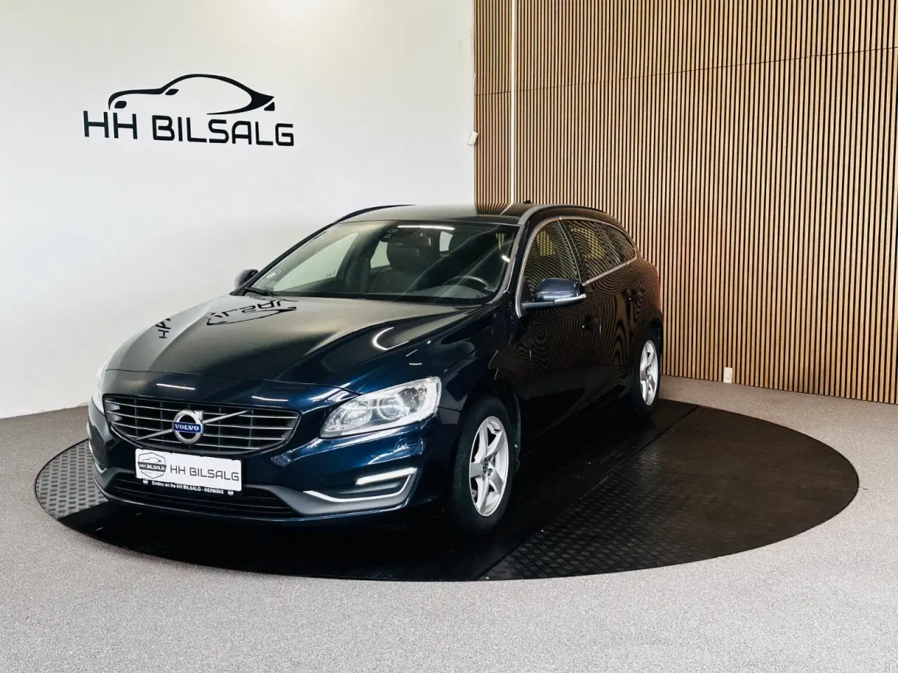 Billede 1 - Volvo V60 2,0 D3 150 Momentum aut.