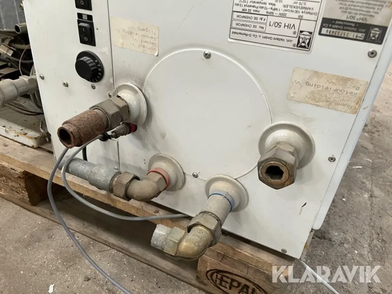 Billede 6 - Palle med fyr og vandvarmer Vaillant og søberg