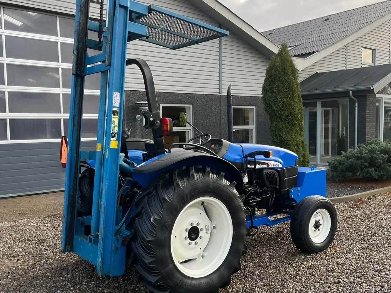 Billede 13 - New Holland TN55D Med Byggelift