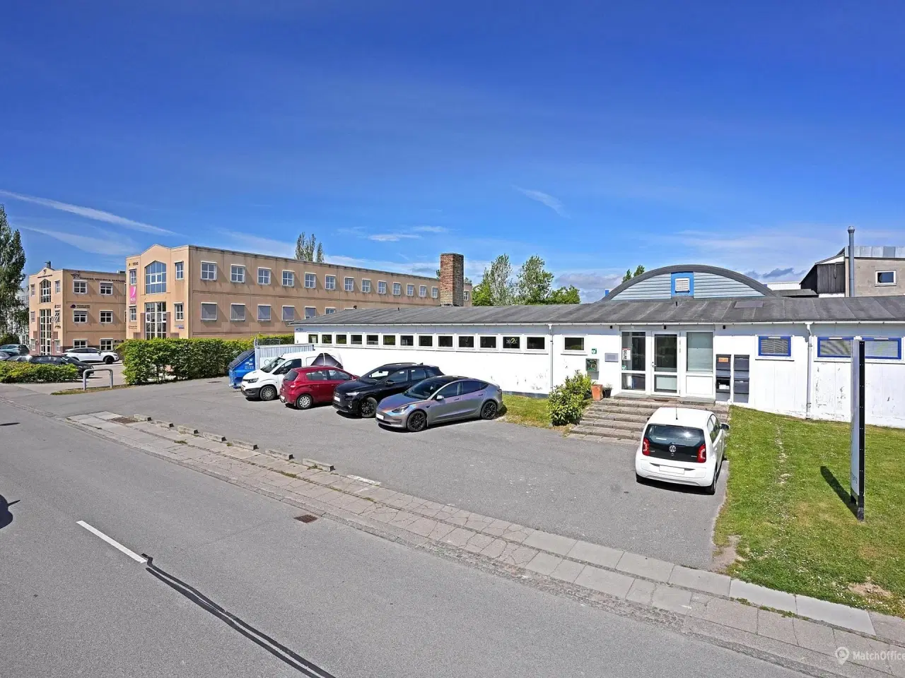 Billede 1 - Flot kontor og lagerlejemål. velbeliggende i et eftertragtet erhvervsområde i Herlev.