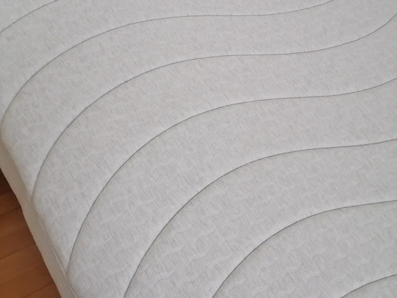 Billede 3 - Welpur Gulen topmadras 140x200