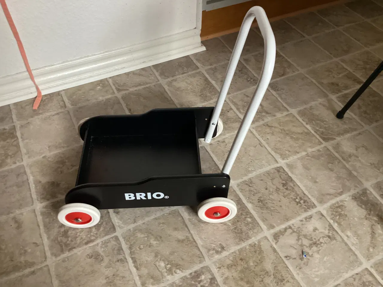 Billede 1 - Sort BRIO gåvogn