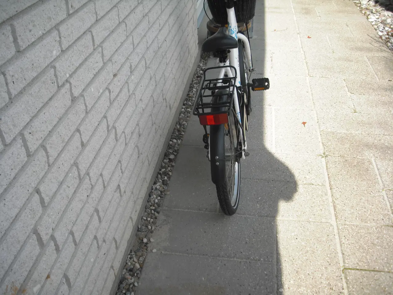 Billede 4 - Pæn 20`` Pigecykel.