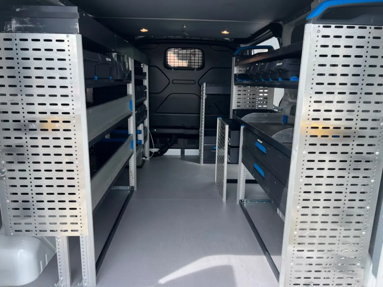 Billede 9 - Ford Transit Custom 300L 2,0 TDCi 130 Trend