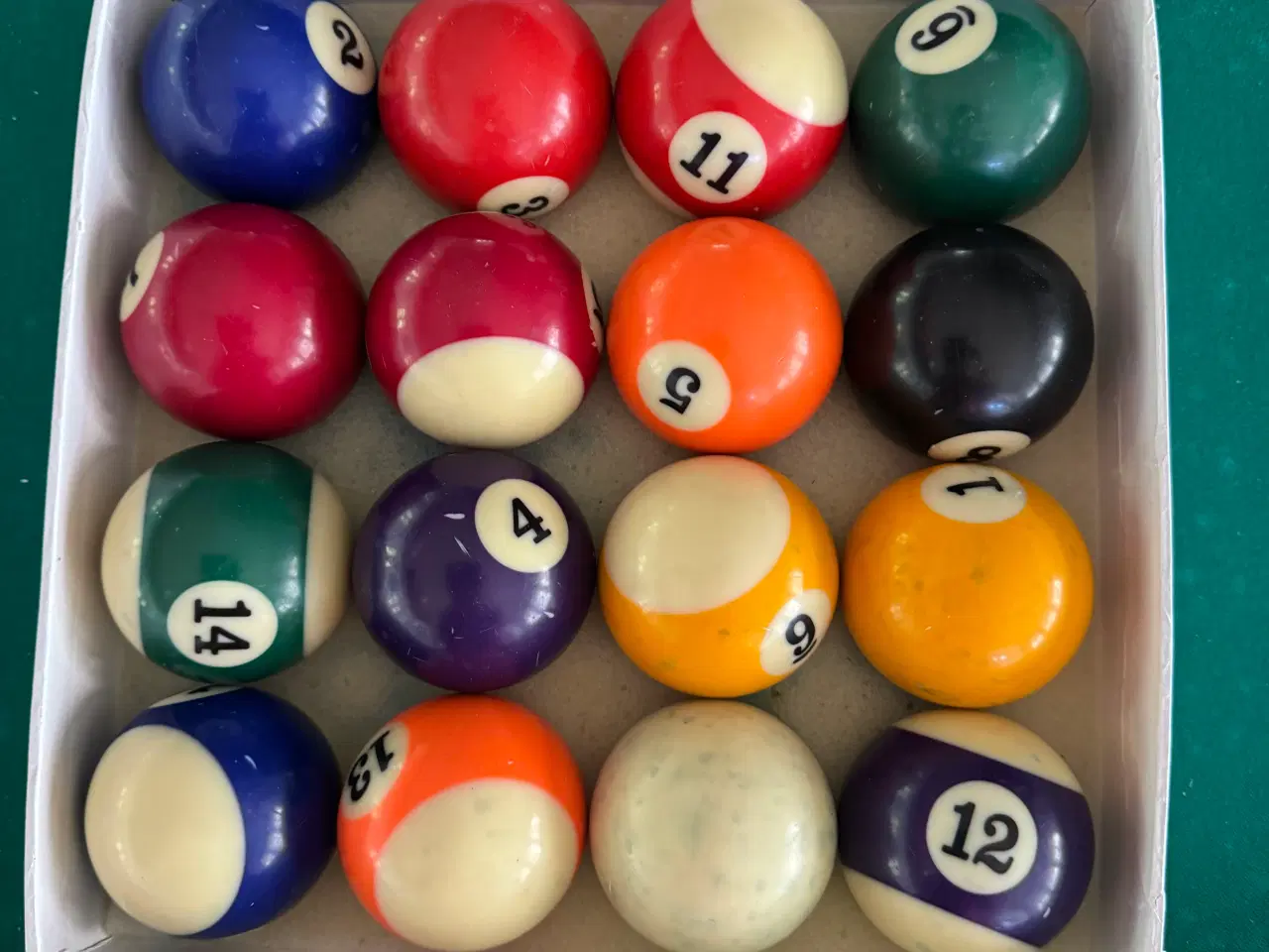 Billede 8 - Poolbord med udstyr - velholdt