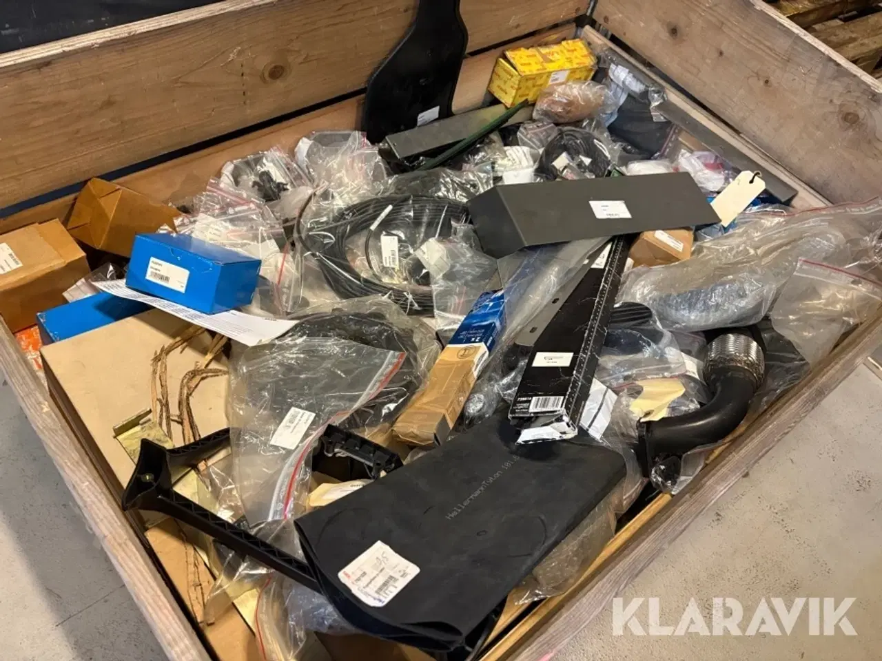 Billede 1 - Dele til truck - assoteret lot