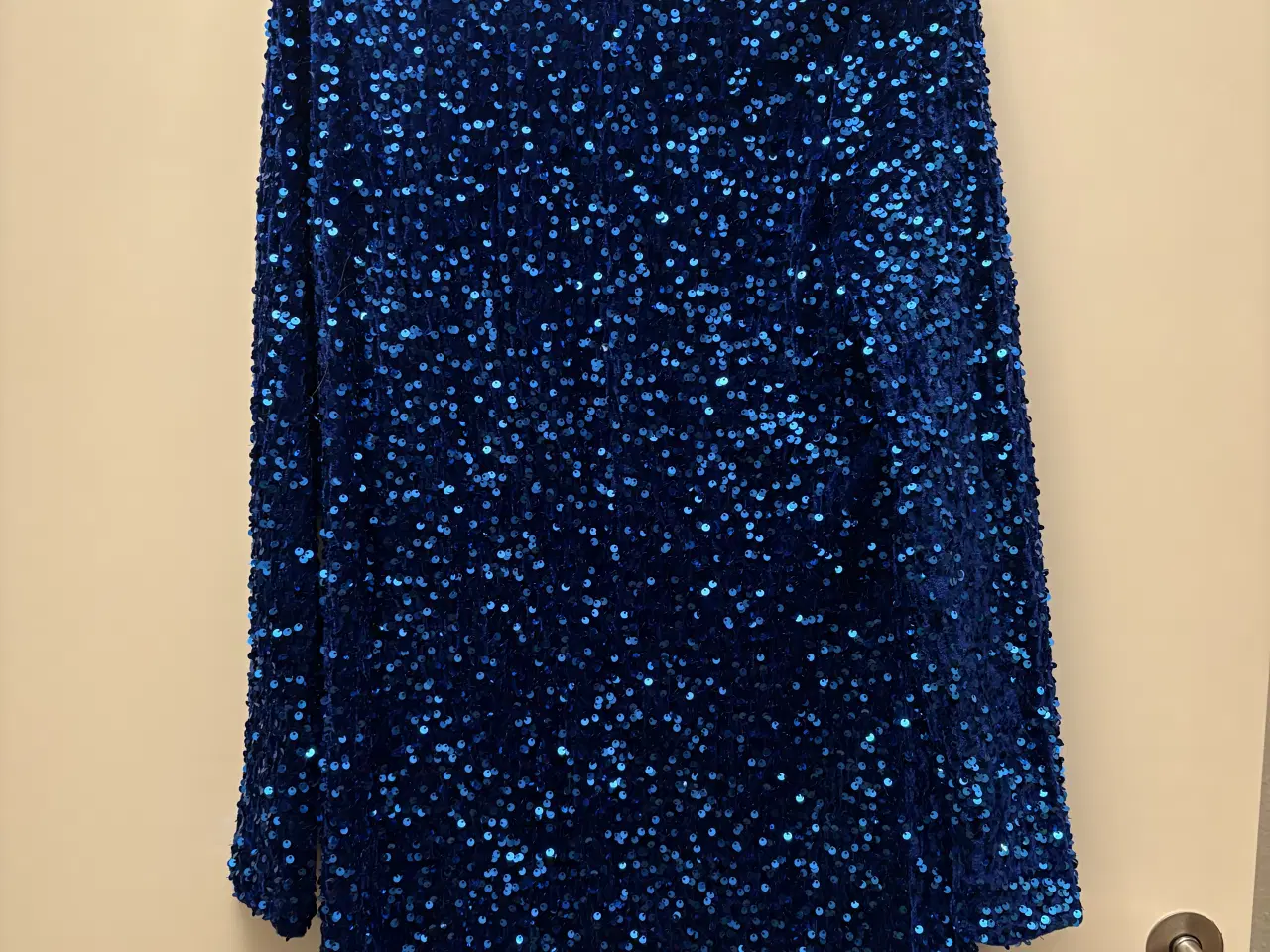 Billede 1 - Glitter kjole fra only