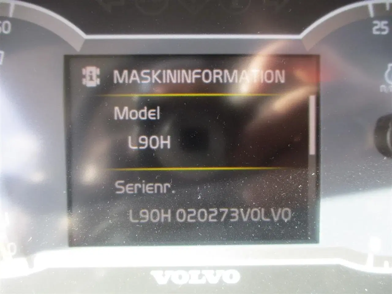 Billede 4 - Volvo L90H H2 AGRICULTURE Dansk-maskine, Co-Pilot, LANG-BOM & med 750mm Michelin MEGA X BIB hjul.  BEMÆRK MED GARANTI FRA VOLVO FREM TIL DEN 23.1.2027