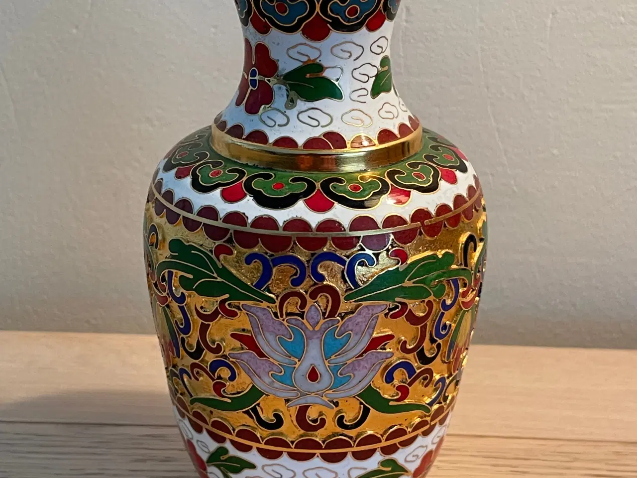 Billede 1 - CLOISONNE vase 12,5 cm i perfekt stand