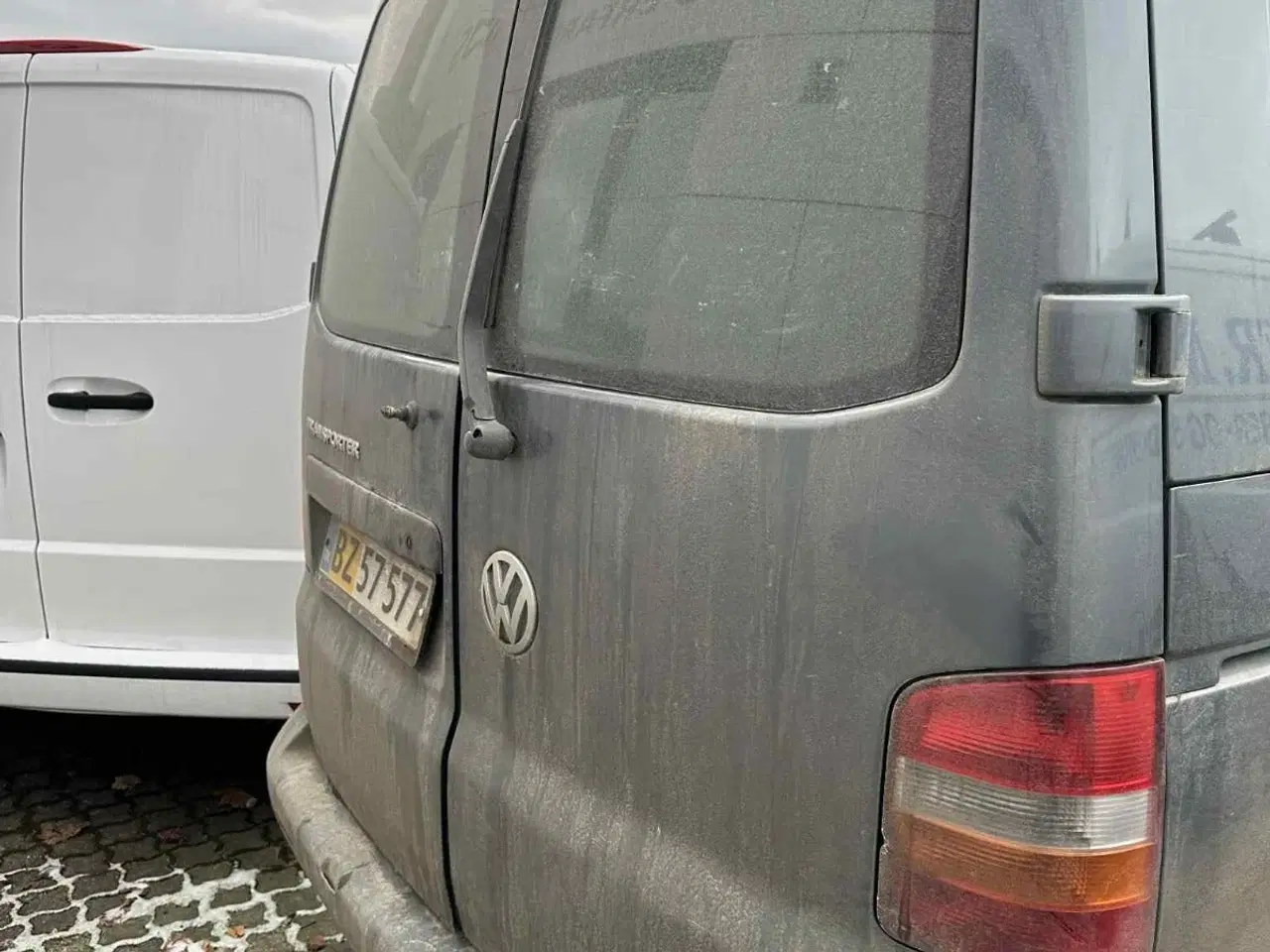 Billede 4 - VW Transporter 2,5 TDi 130 Kassevogn kort